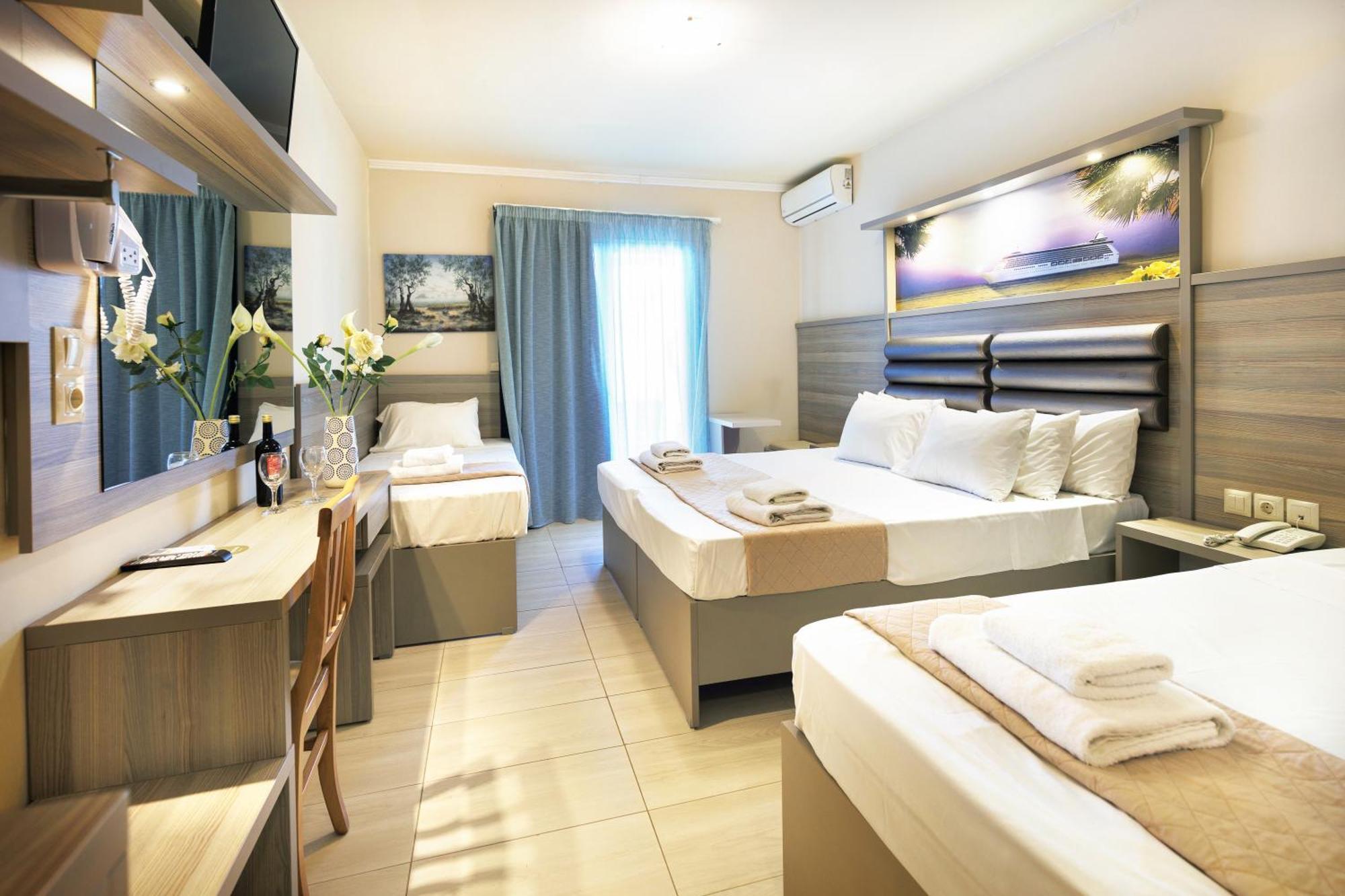 Sunbay Hotel 헐소니소스 외부 사진
